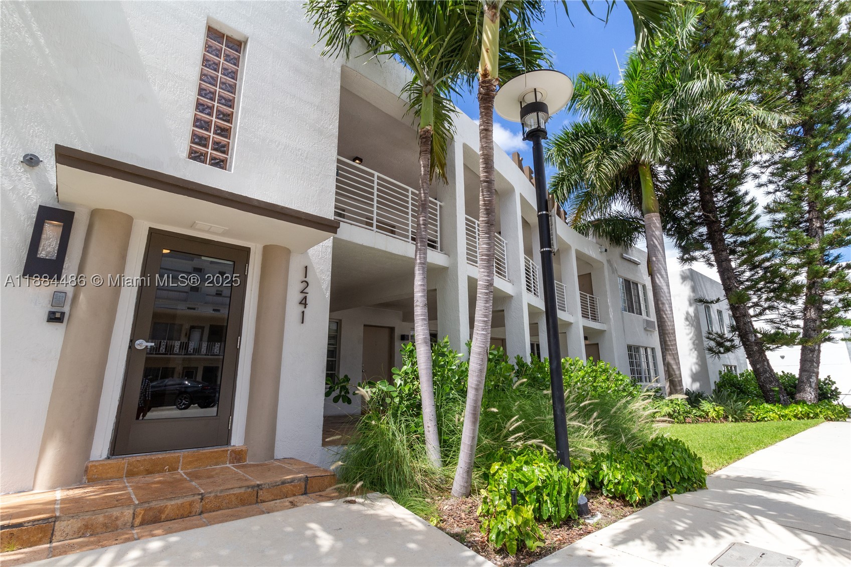Miami Beach photo 4