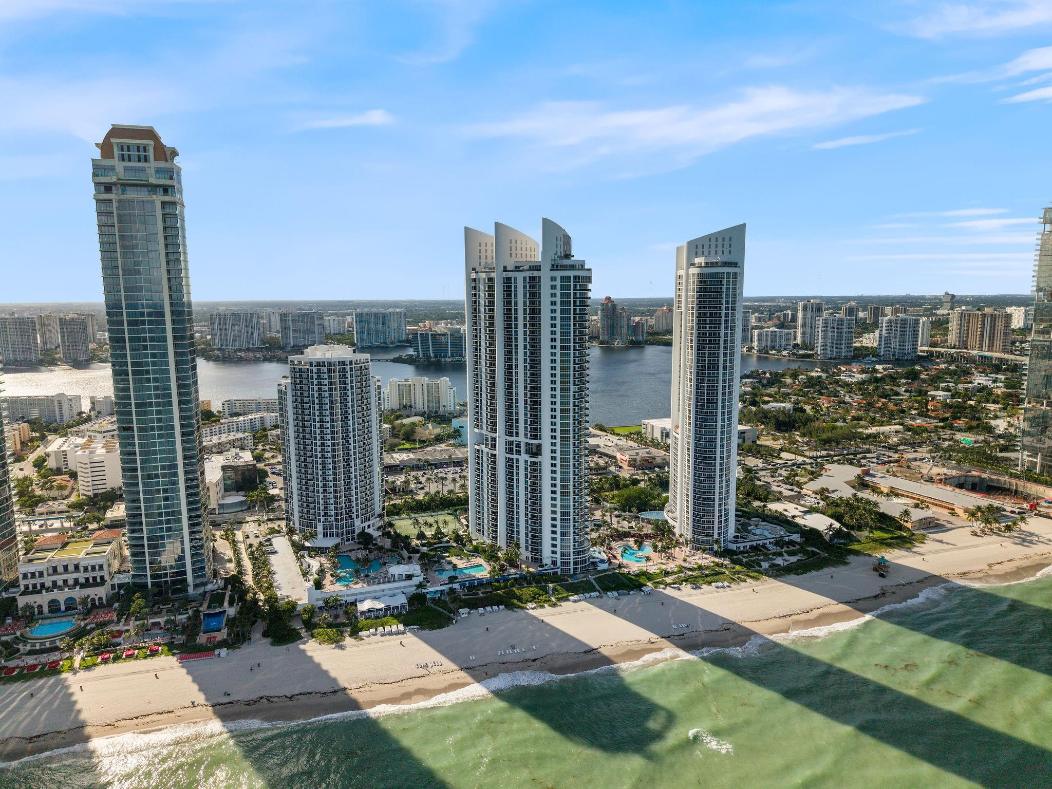 Sunny Isles Beach photo 2