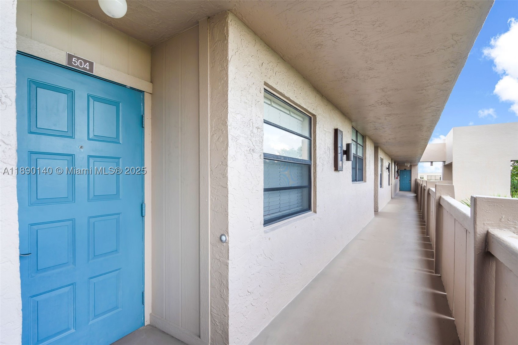 Pembroke Pines photo 4