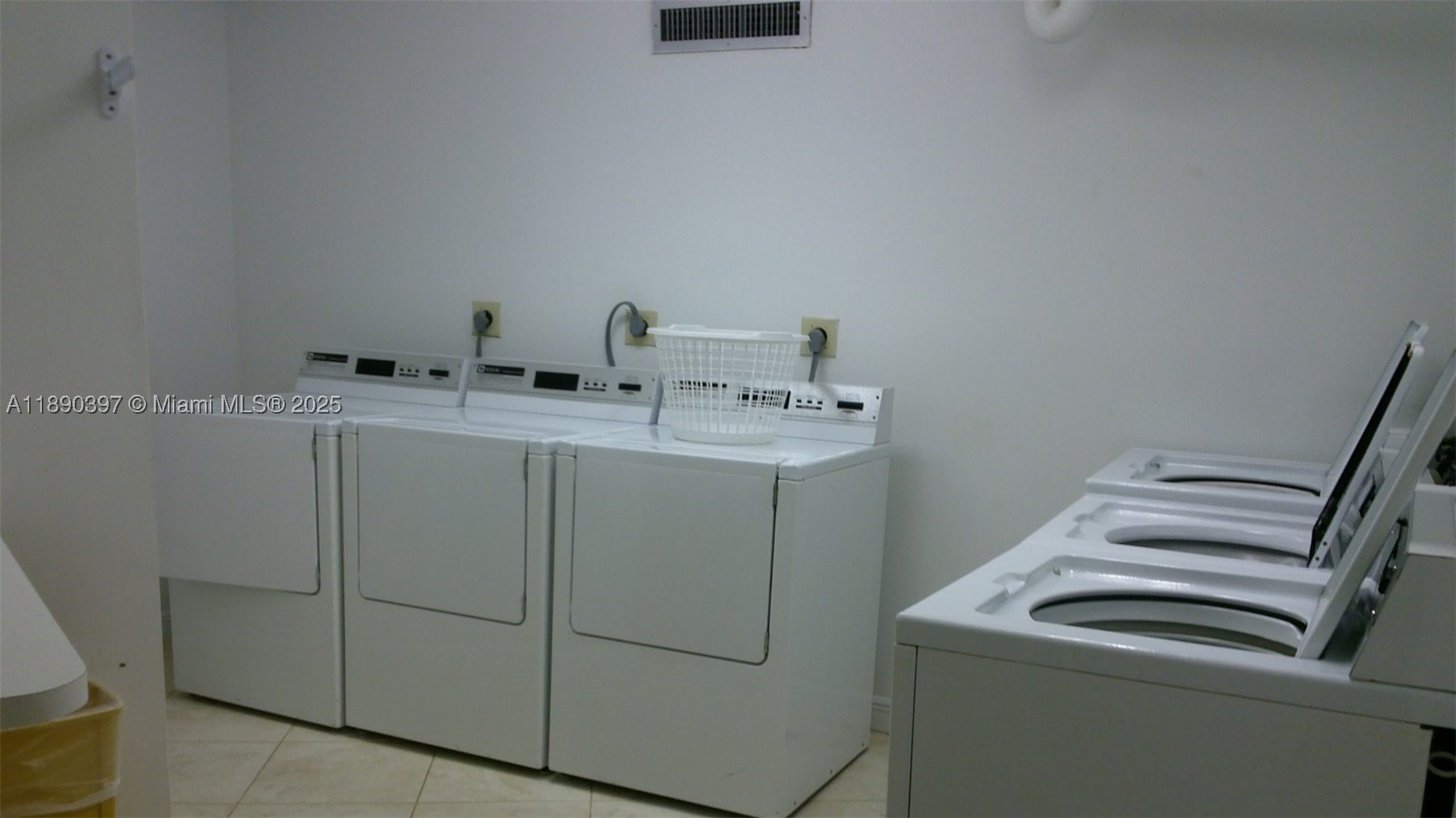 Pembroke Pines photo 5