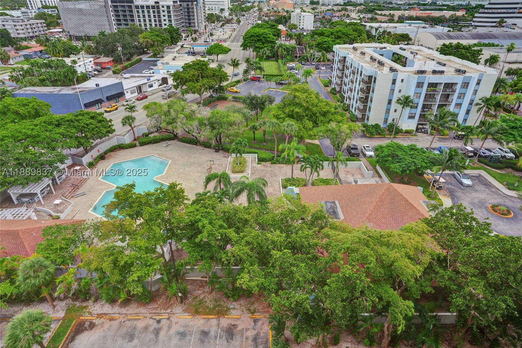 North Miami photo 3