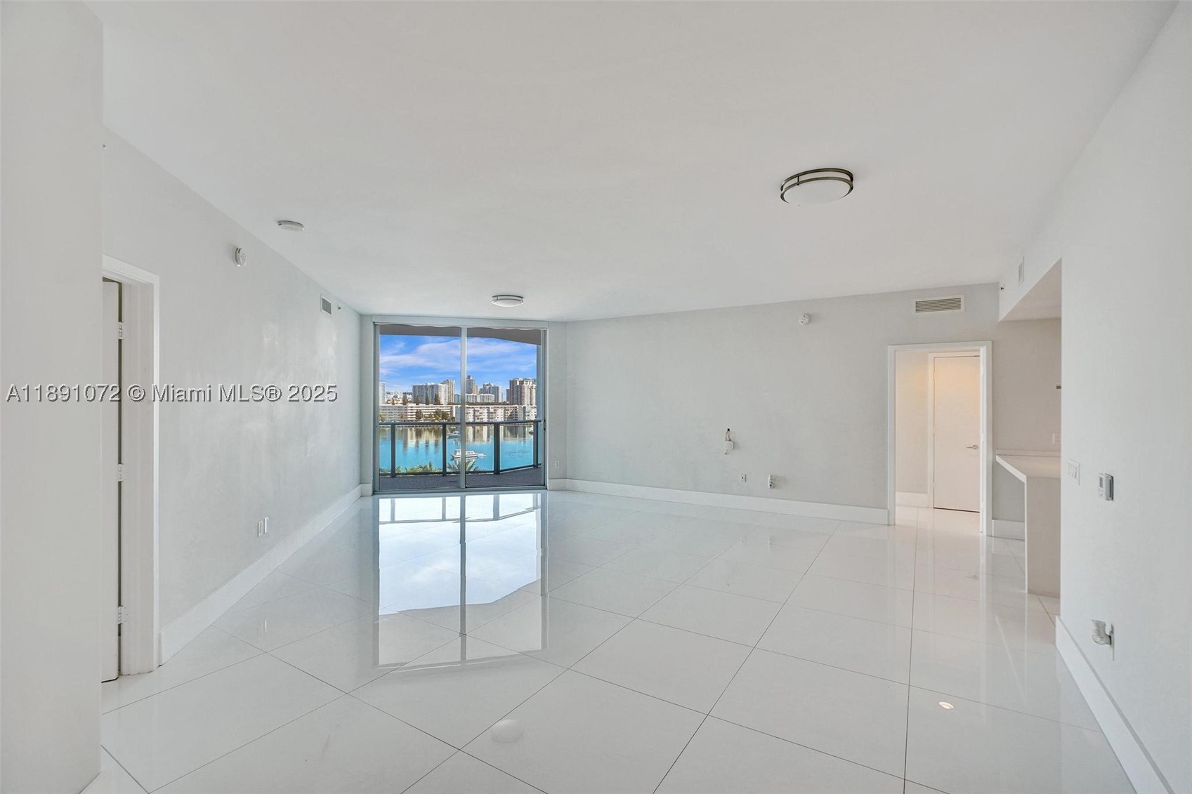 North Miami Beach photo 3