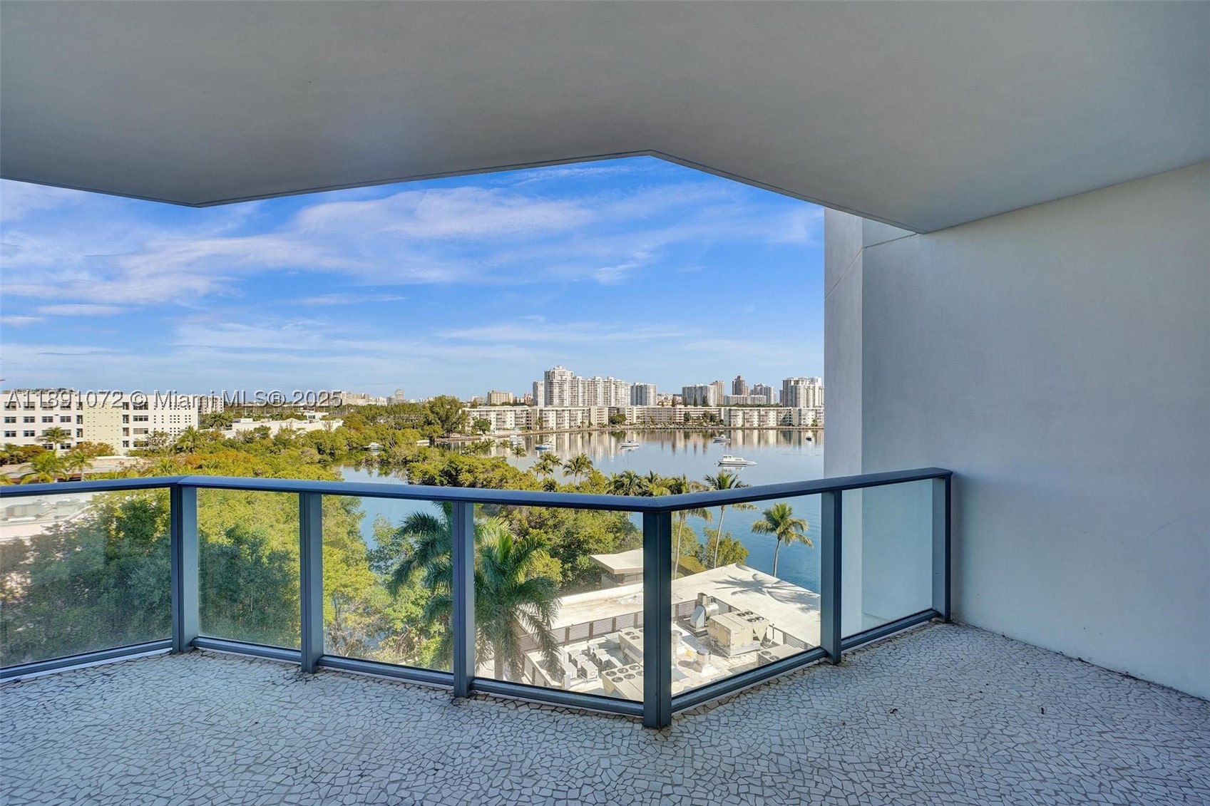North Miami Beach photo 4