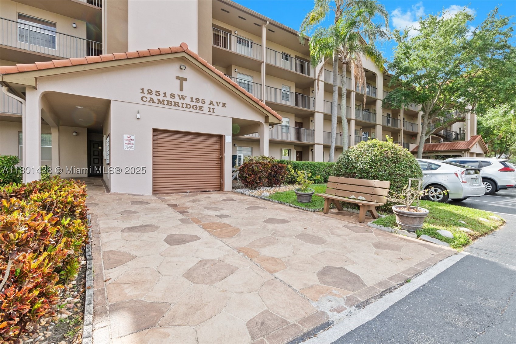 Pembroke Pines photo 1