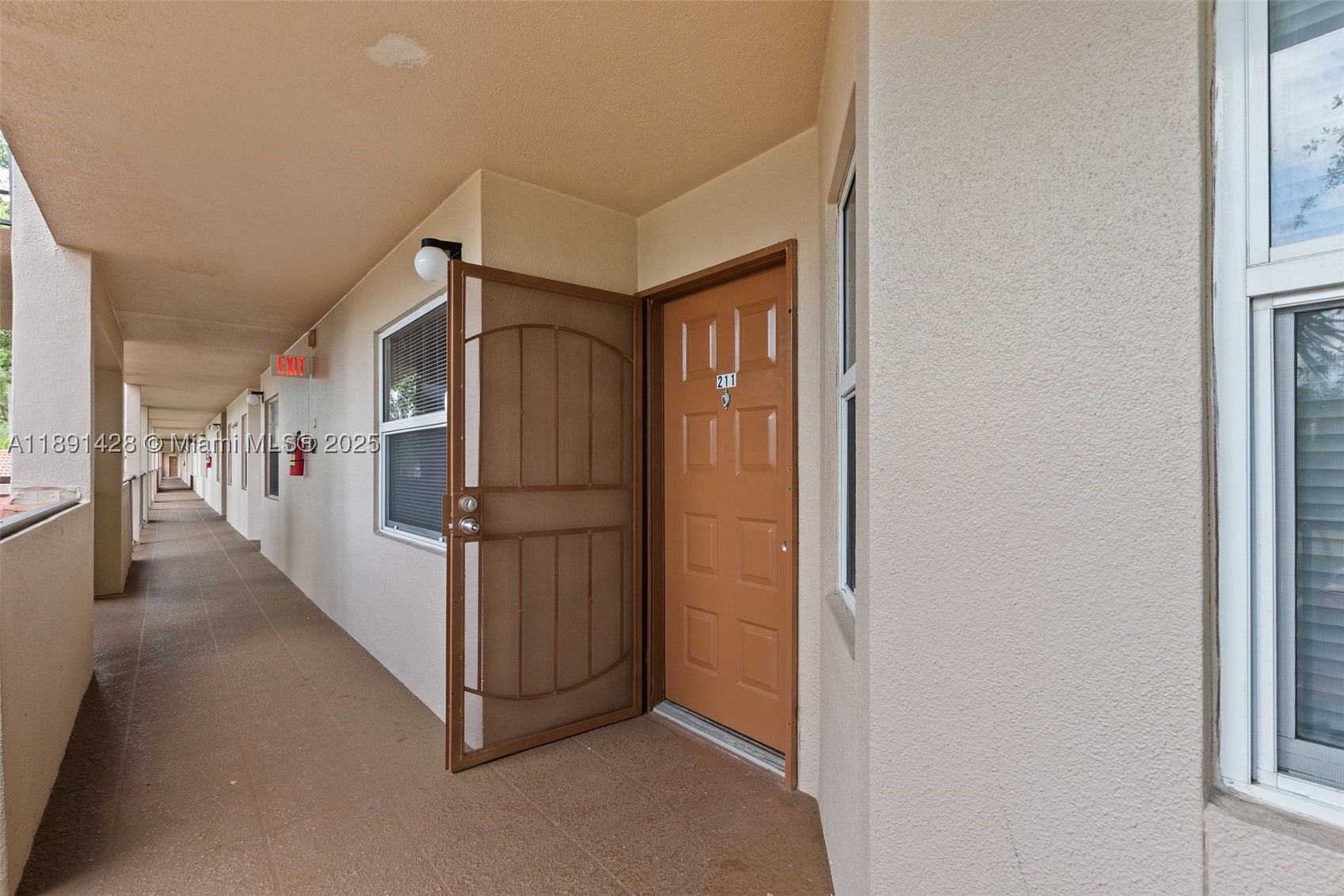 Pembroke Pines photo 4