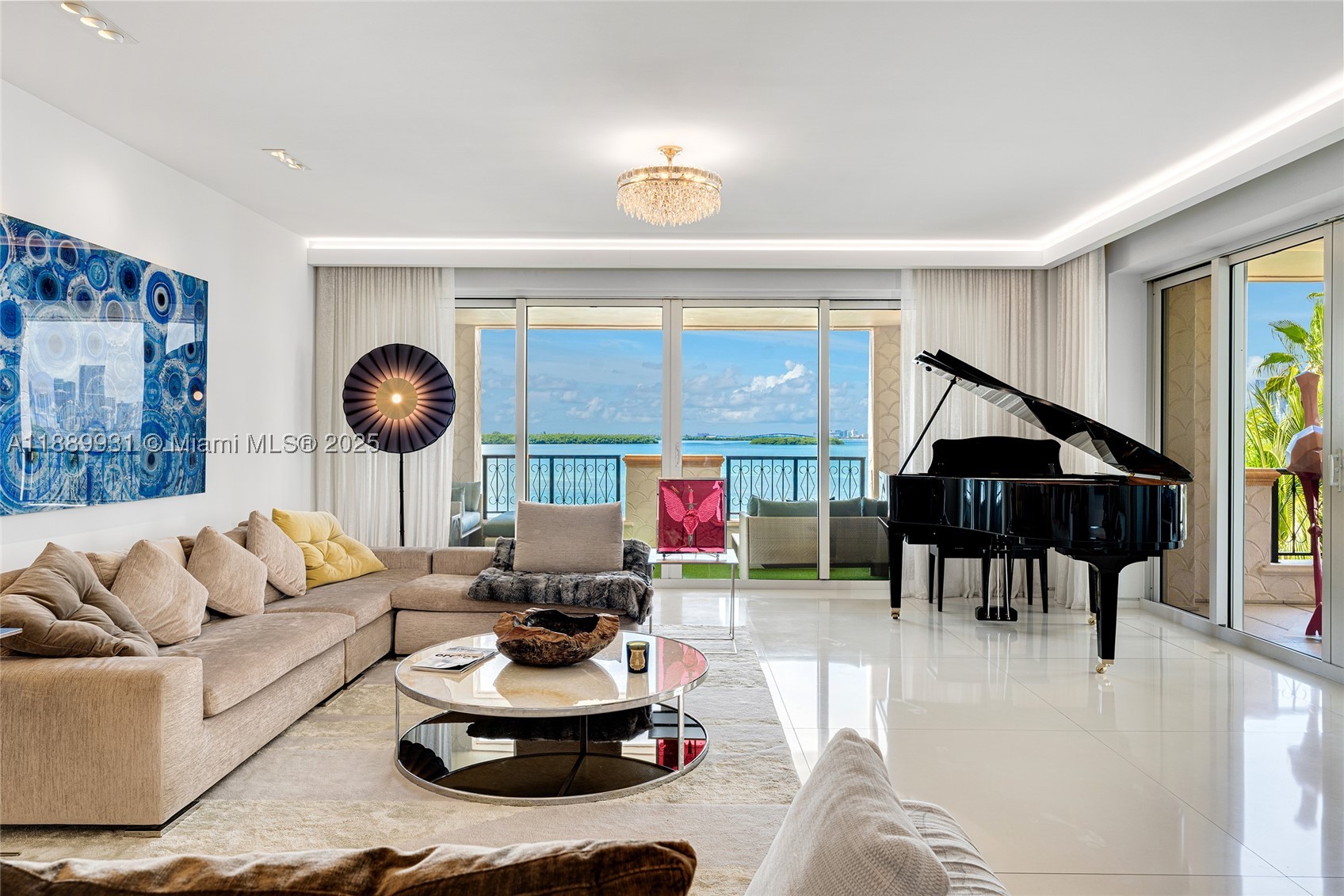 Miami Beach photo 2