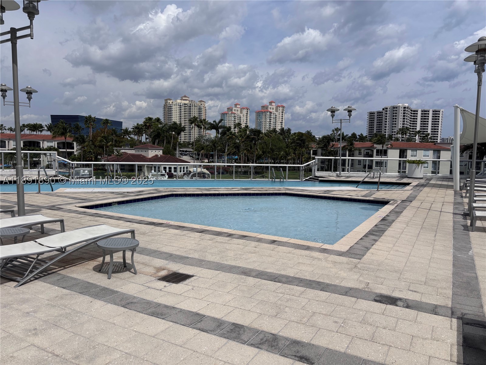 Aventura photo 3