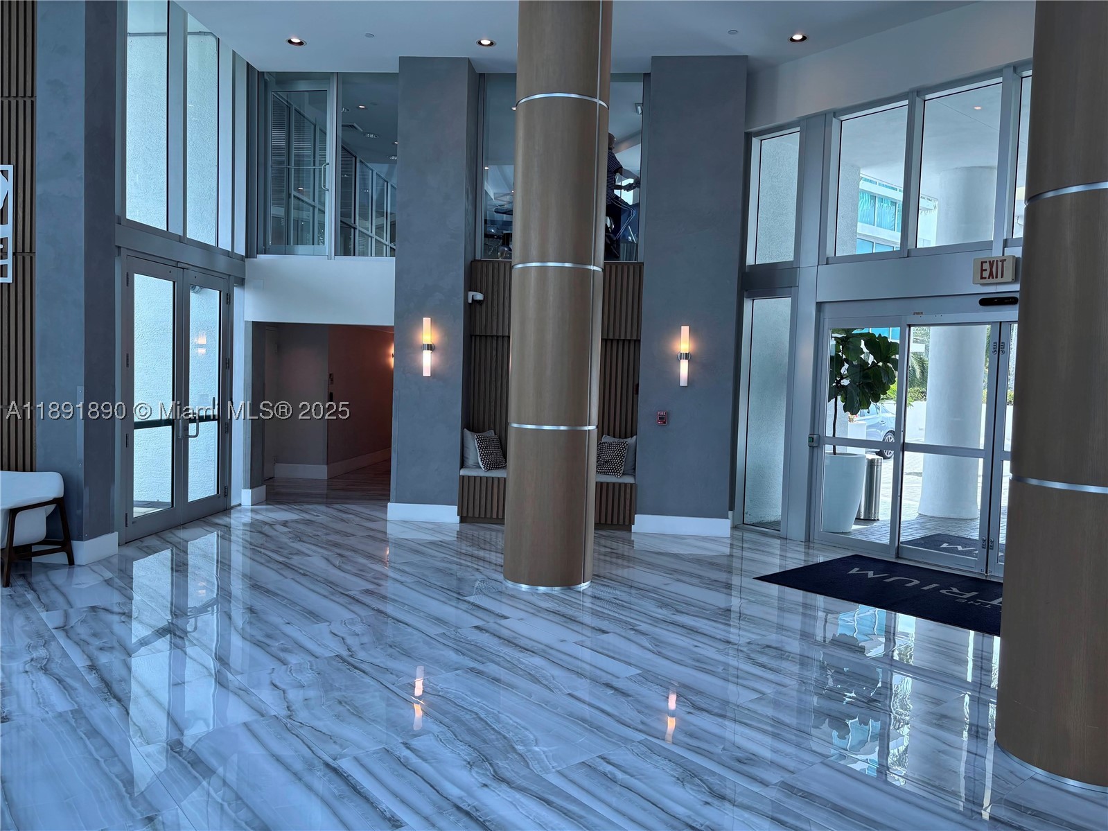 Aventura photo 5