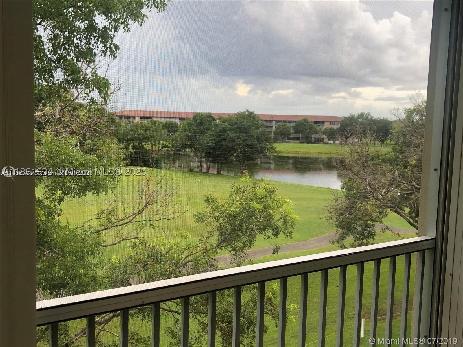 Pembroke Pines photo 3