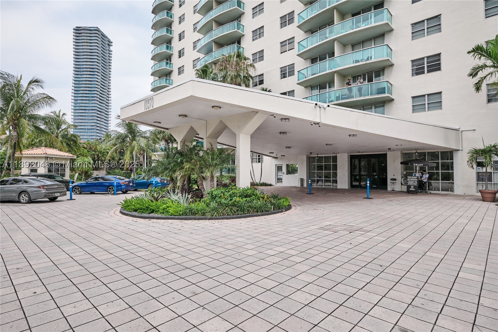 Sunny Isles Beach photo 1