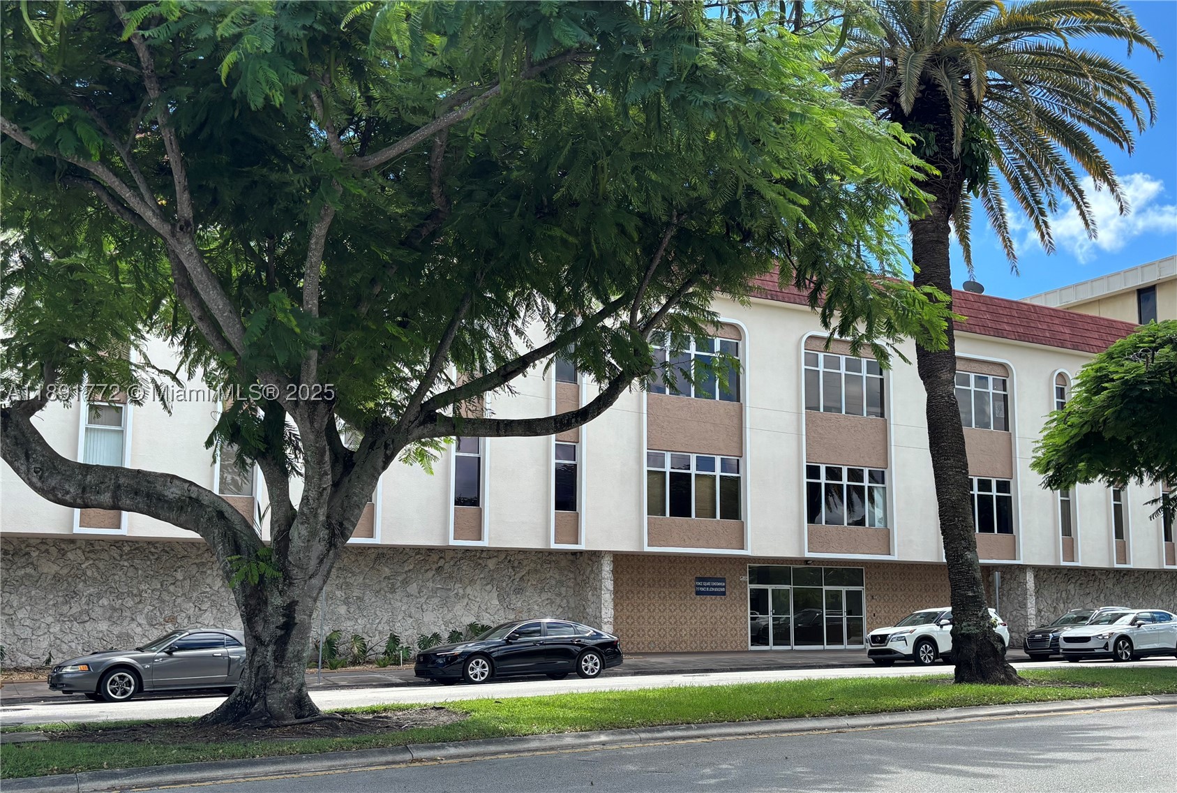 Coral Gables photo 2