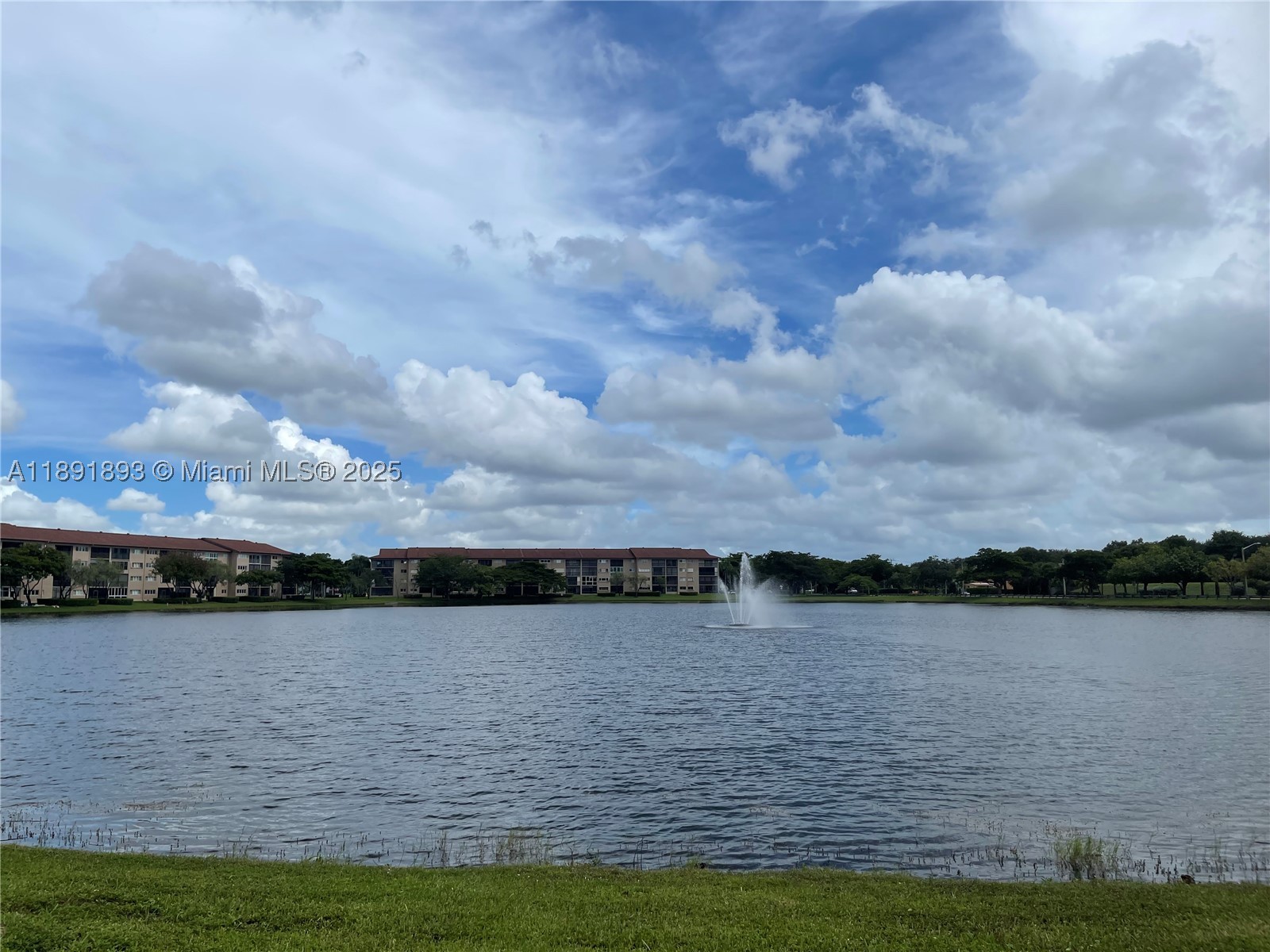 Pembroke Pines photo 4