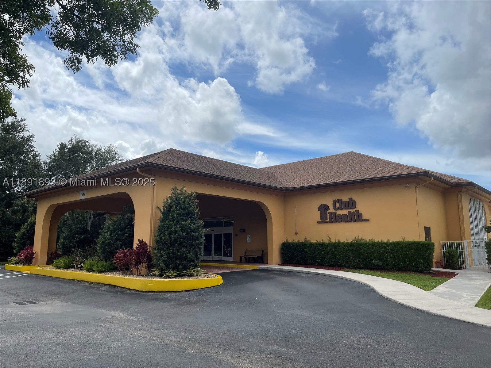 Pembroke Pines photo 5