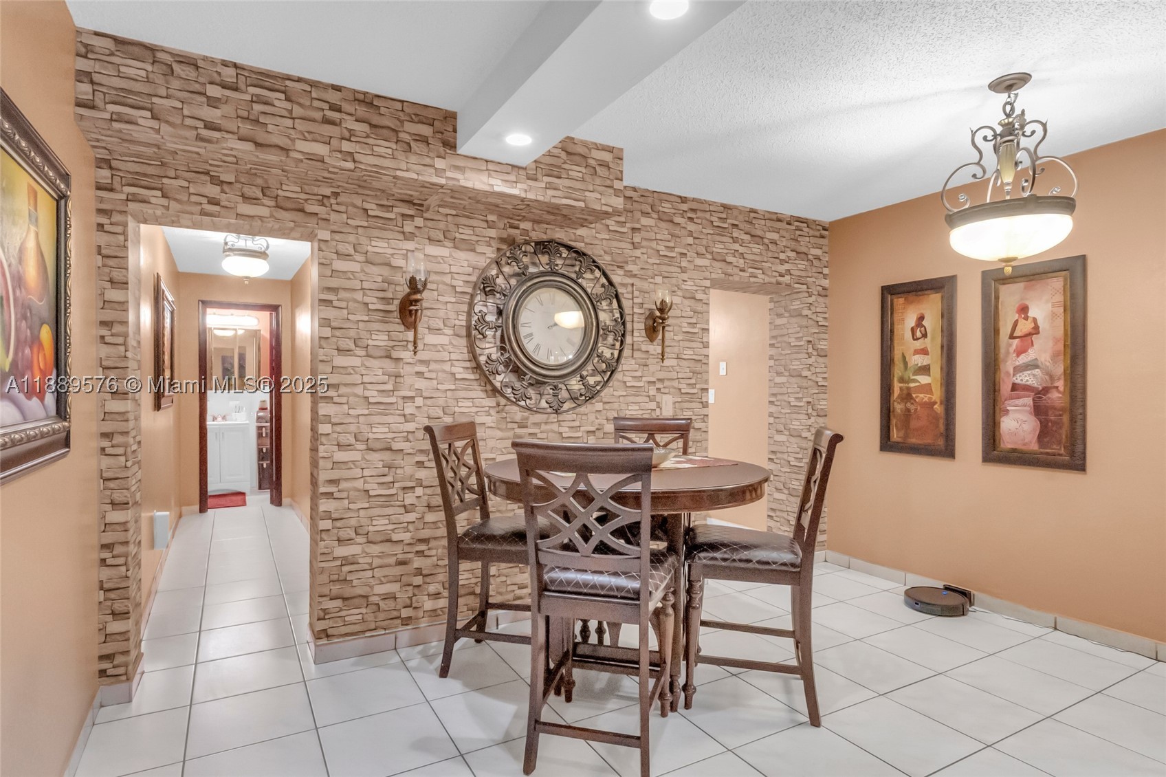 Hialeah photo 5