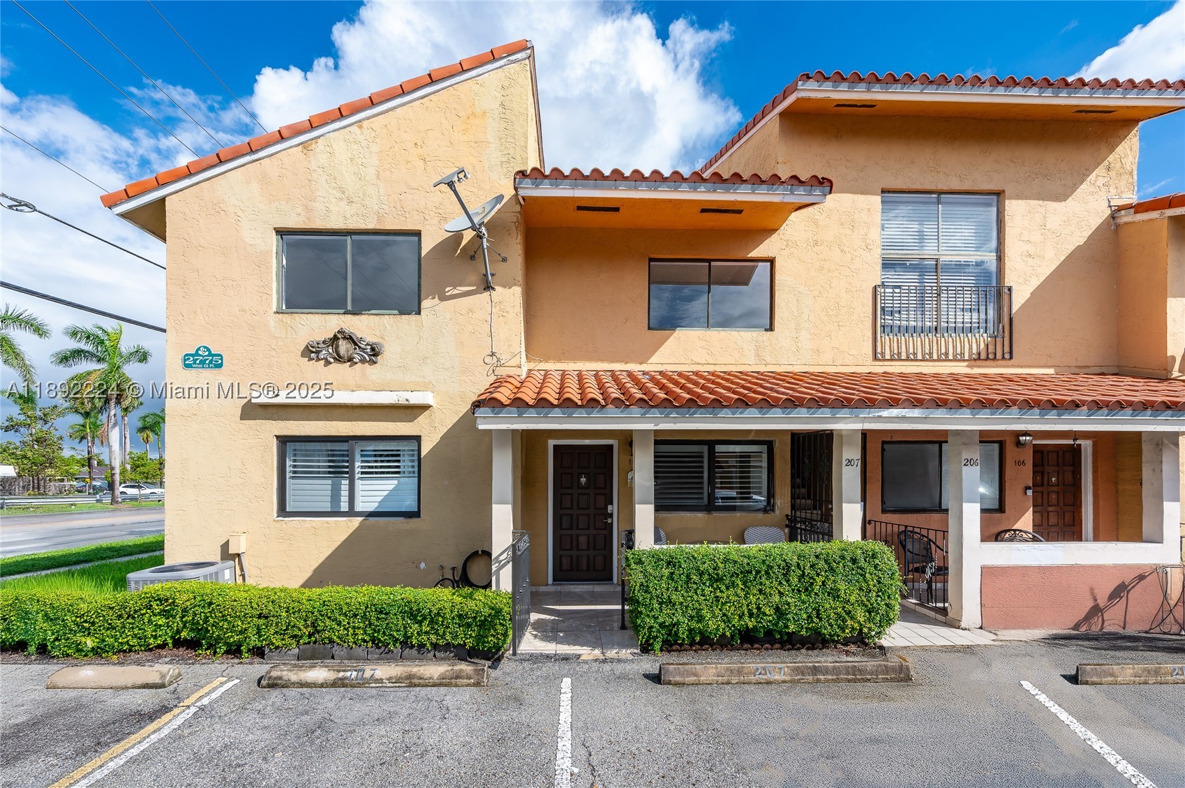Hialeah photo 4