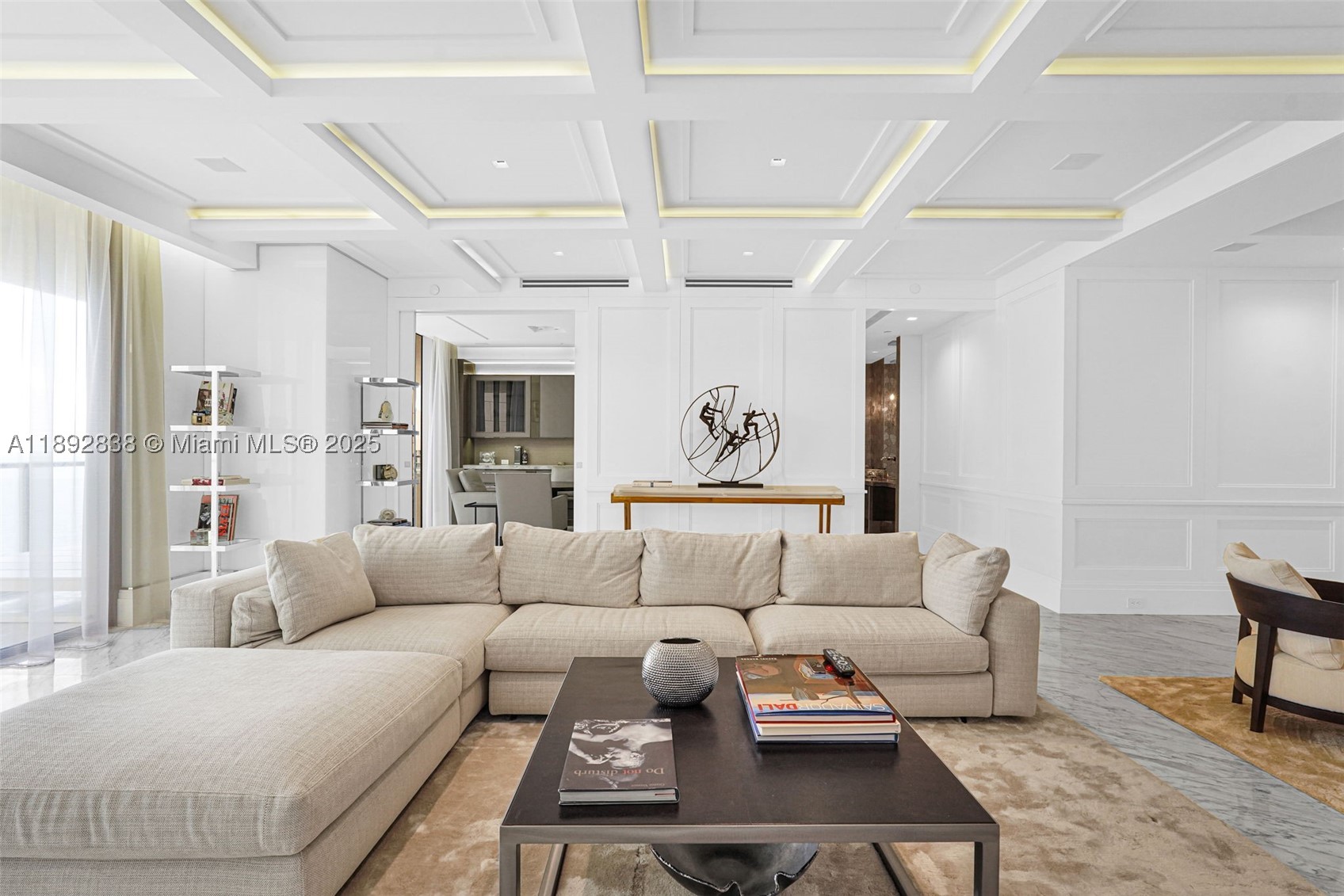 Bal Harbour photo 1