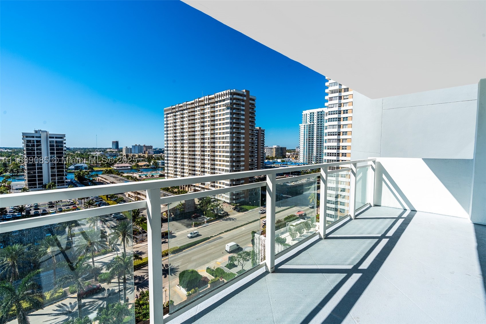 Hallandale Beach photo 1