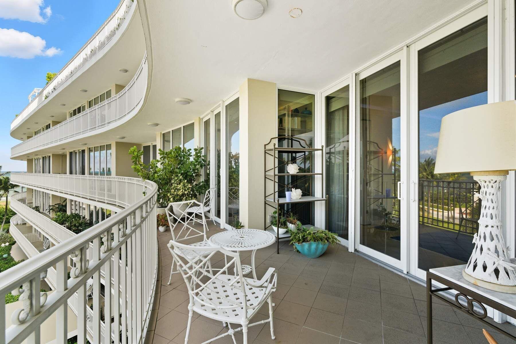 Palm Beach photo 3