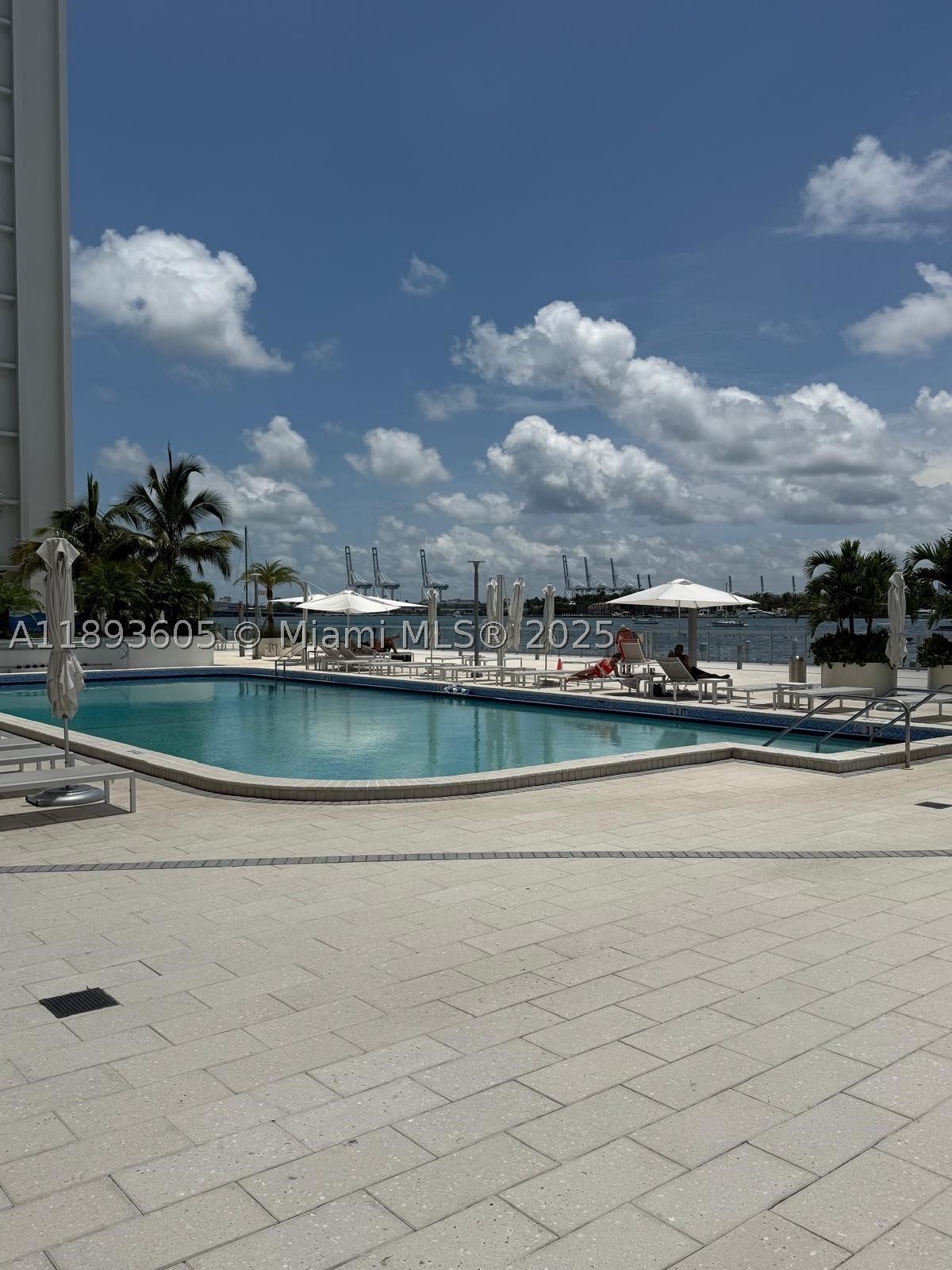 Miami Beach photo 1