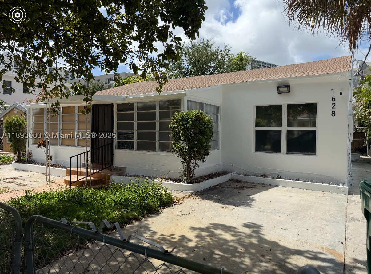 Miami photo 1