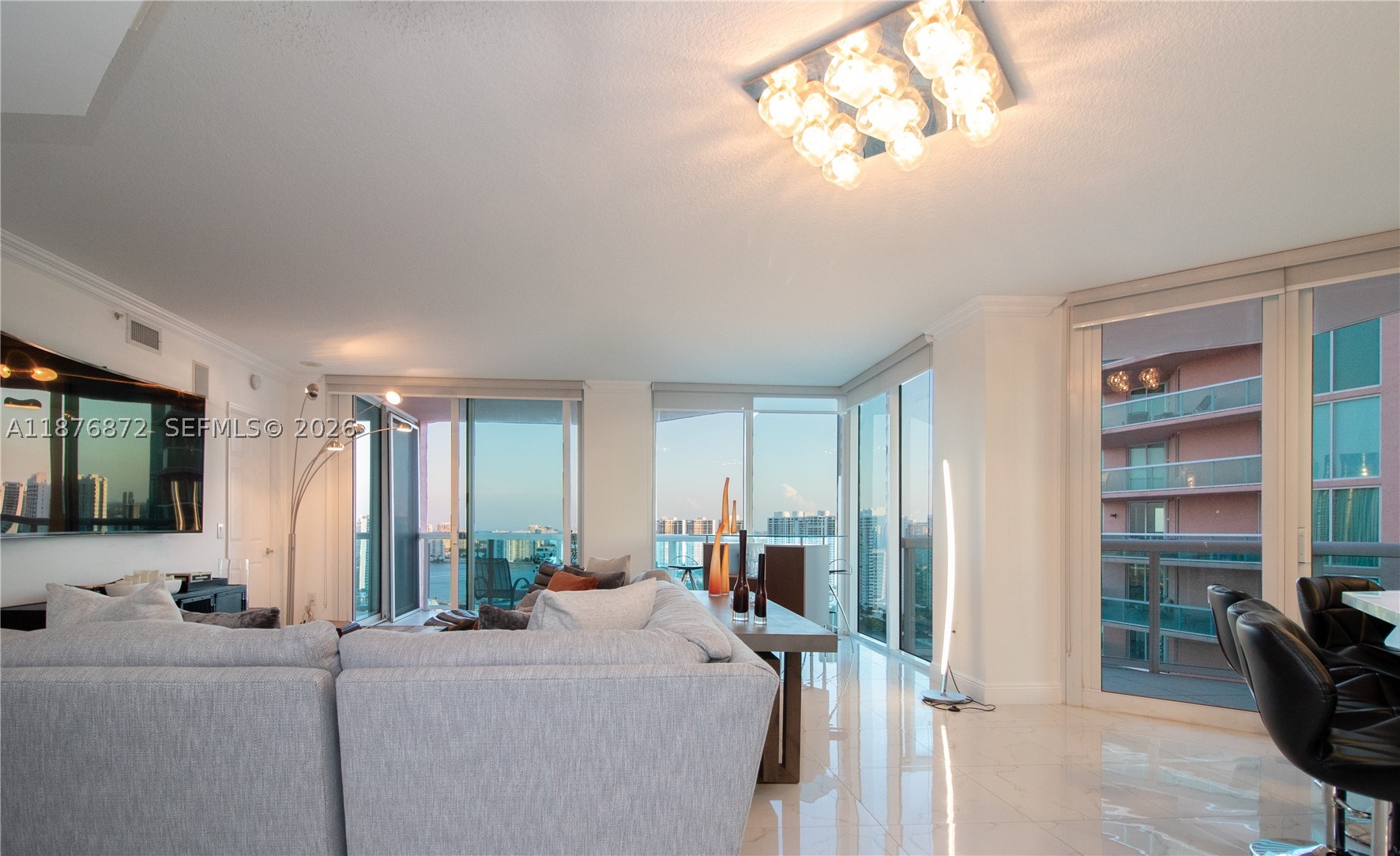 Aventura photo 4