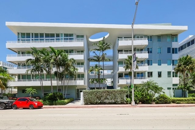 Miami Beach photo 1