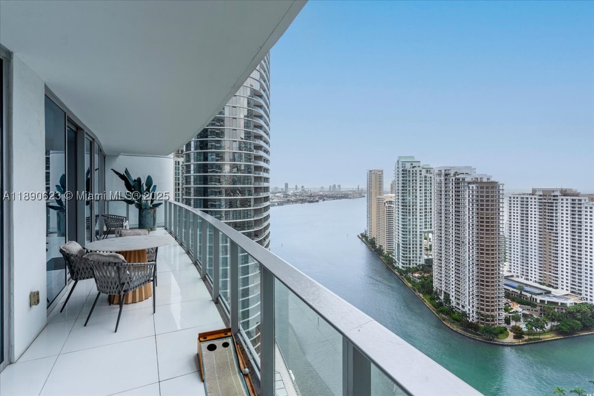 Miami photo 2