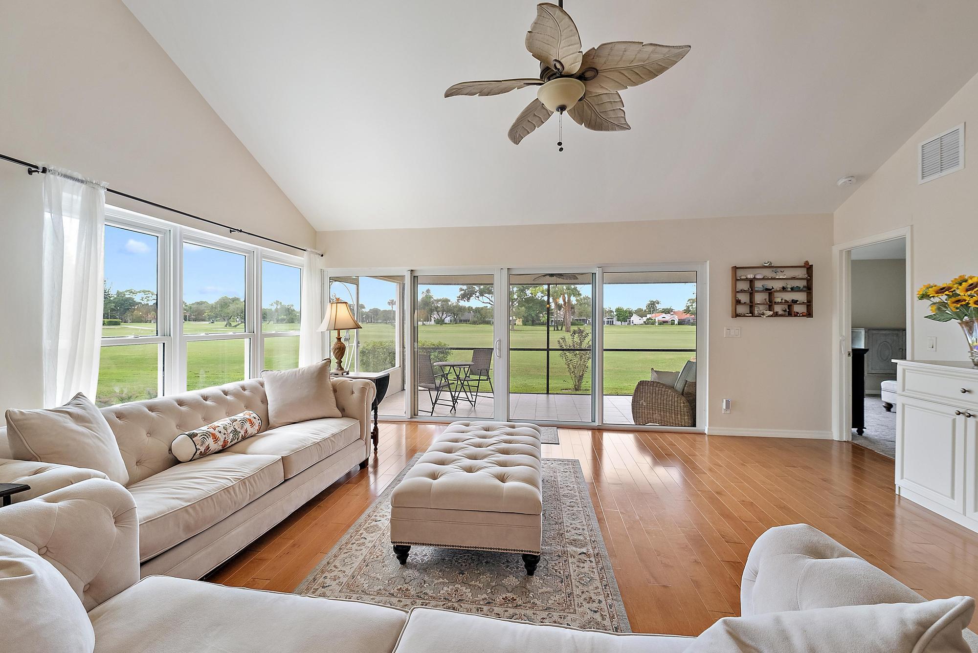 Palm Beach Gardens photo 3