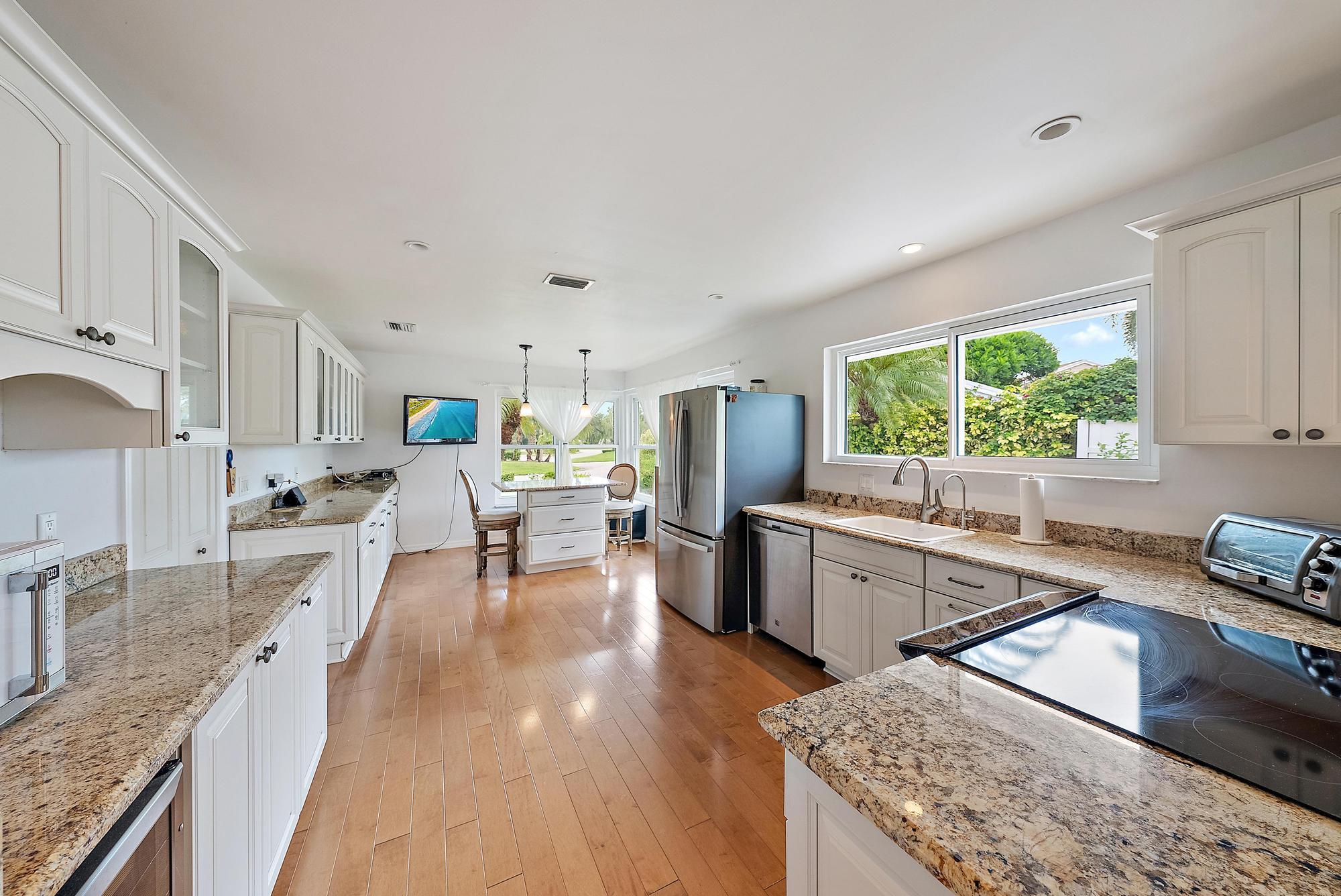 Palm Beach Gardens photo 4