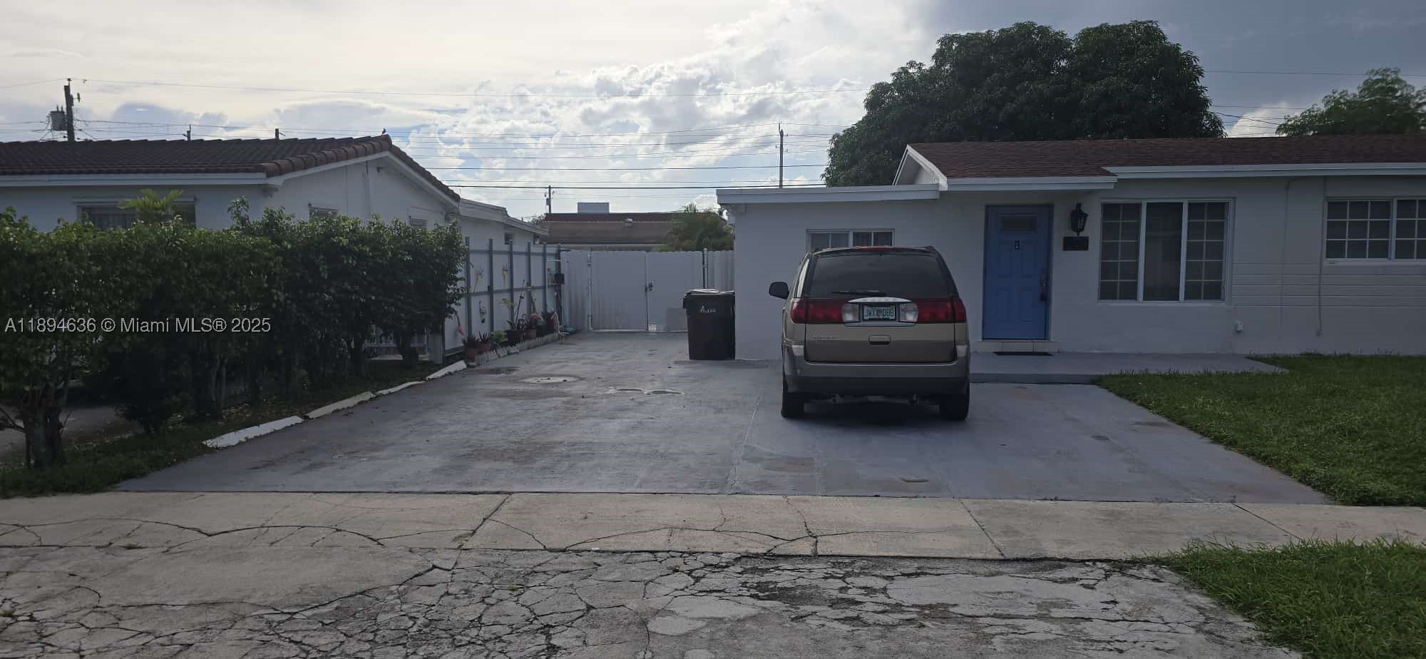 Hialeah photo 4