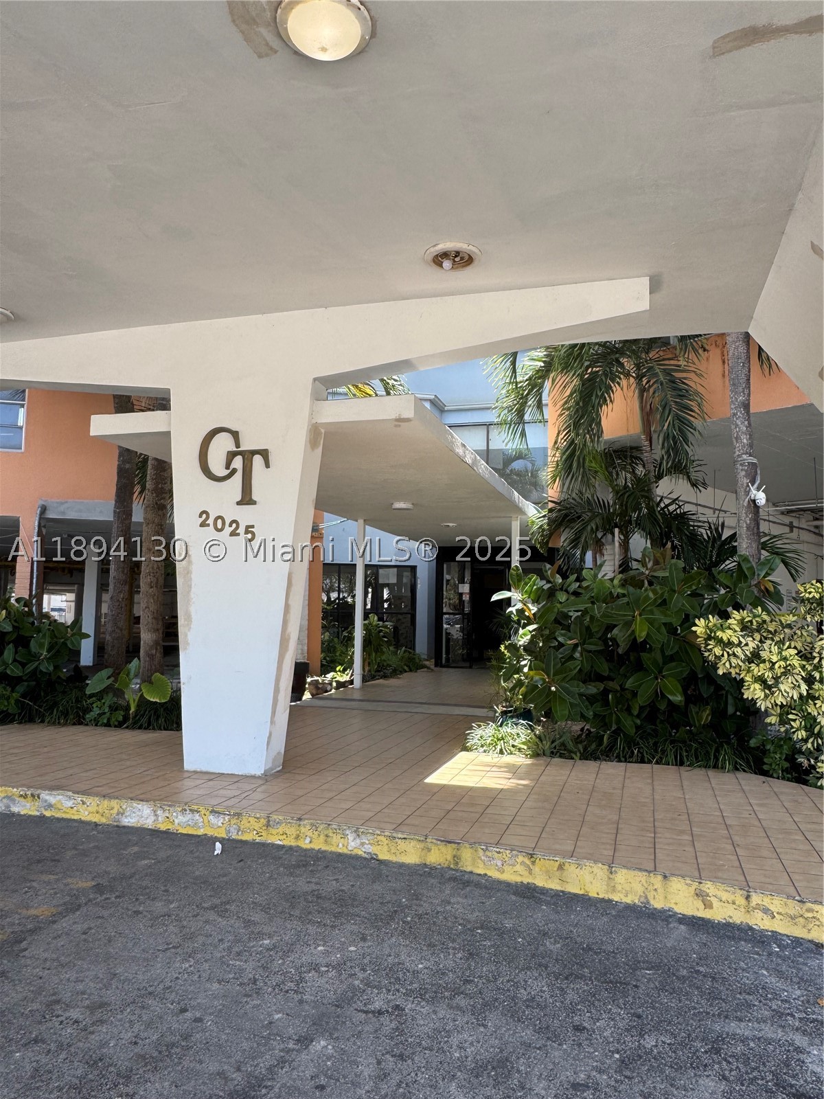 North Miami Beach photo 1