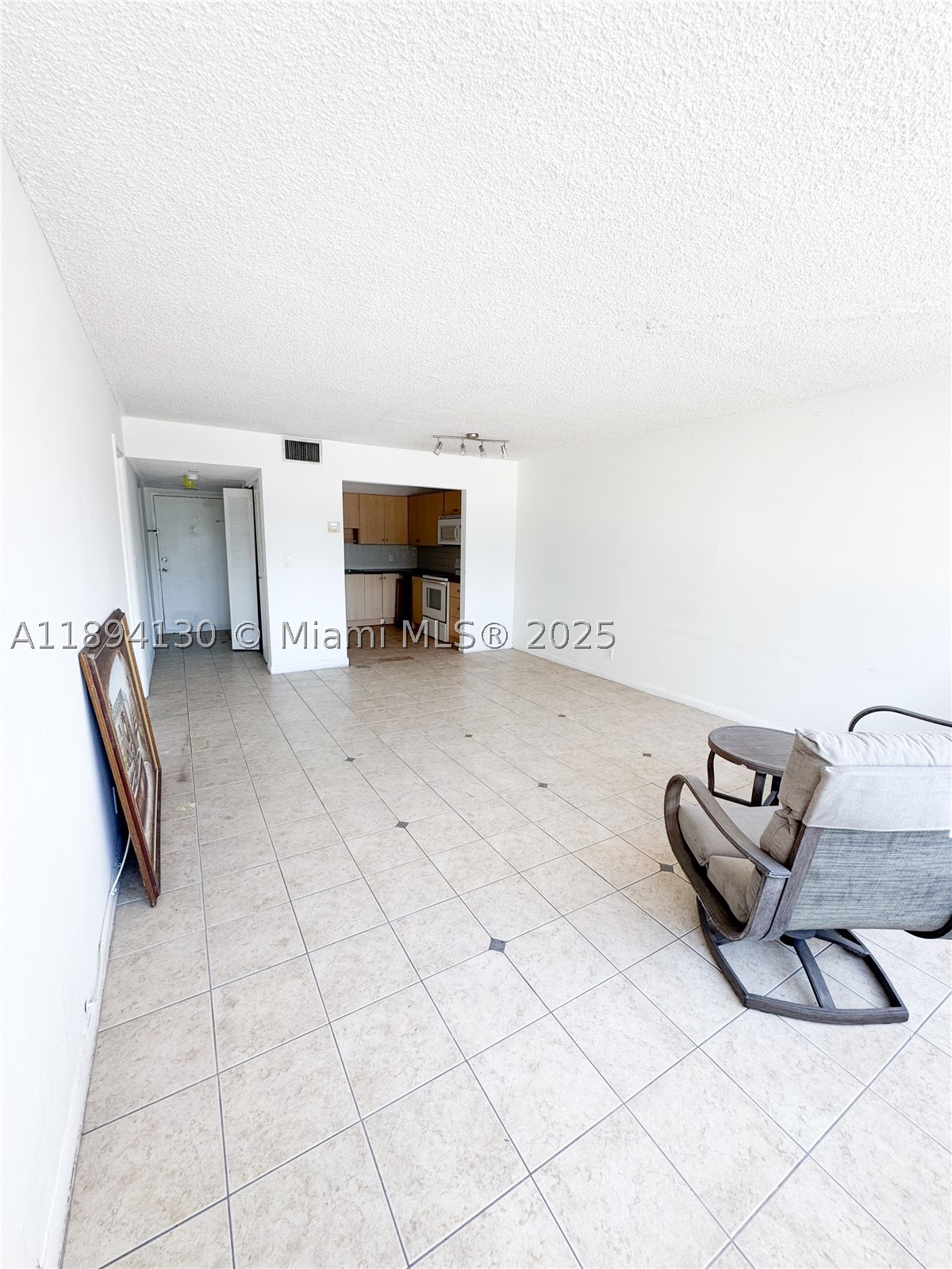 North Miami Beach photo 4