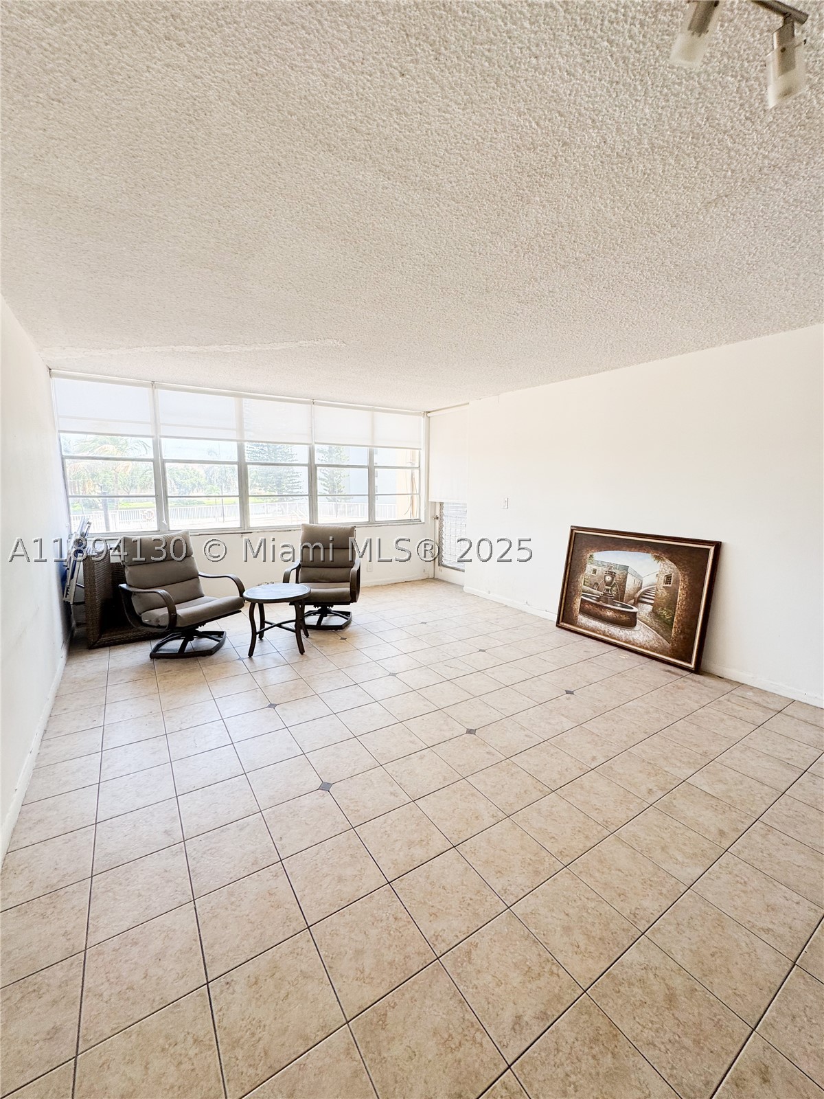North Miami Beach photo 5
