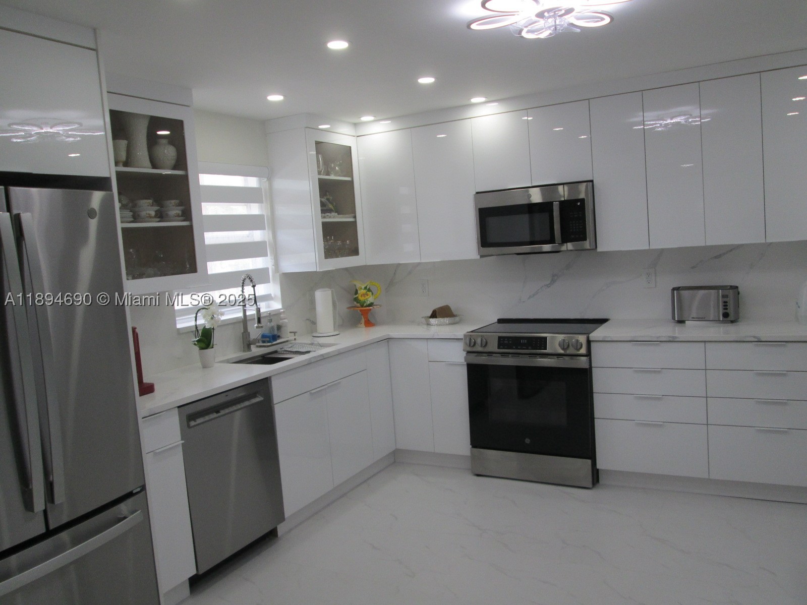 Pembroke Pines photo 5