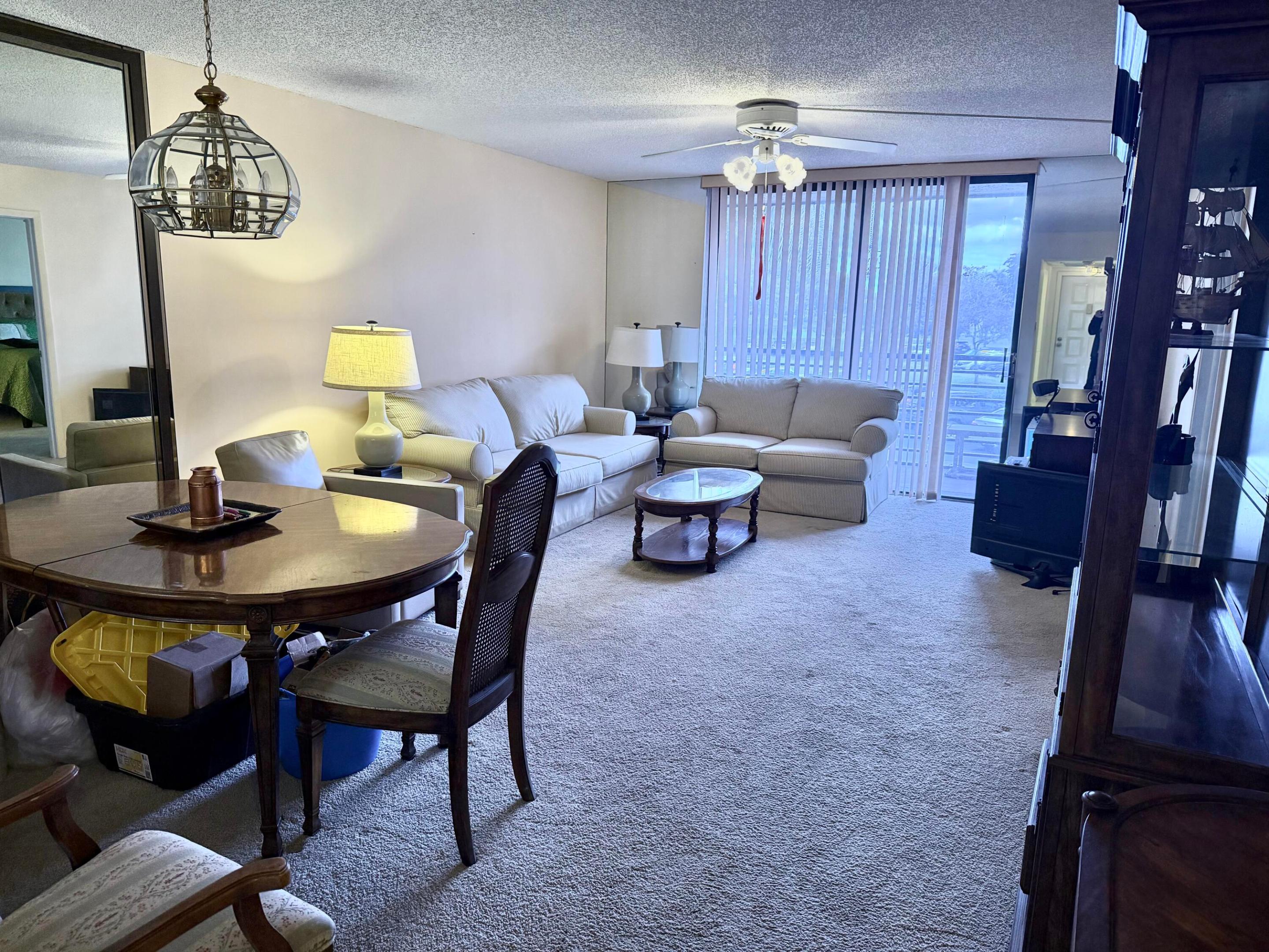 Pembroke Pines photo 2