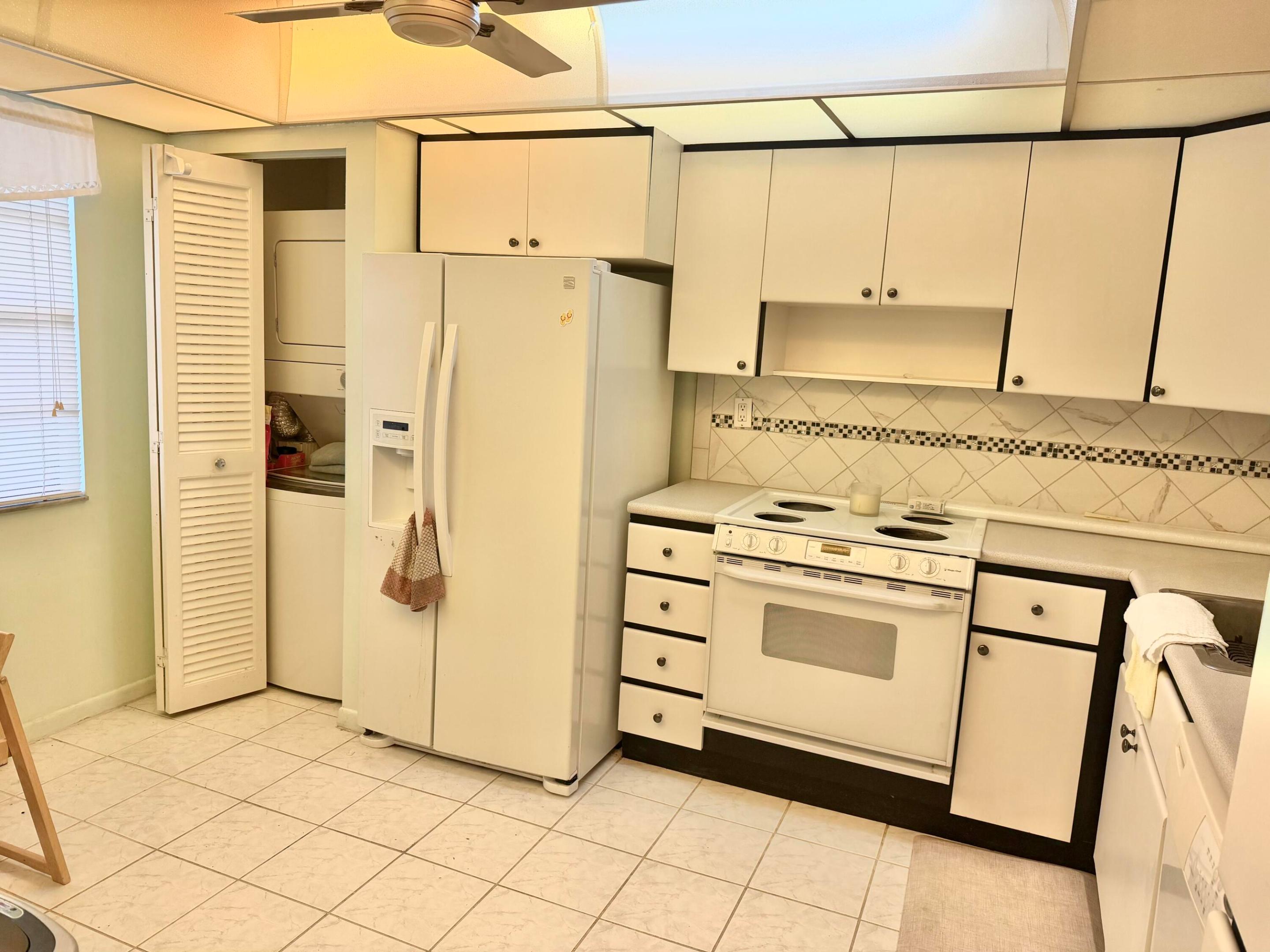 Pembroke Pines photo 4