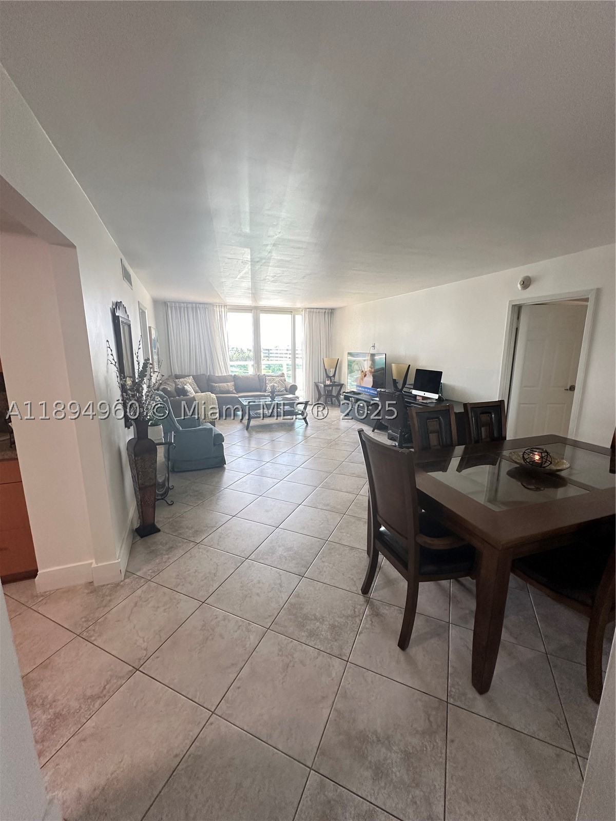 Sunny Isles Beach photo 1
