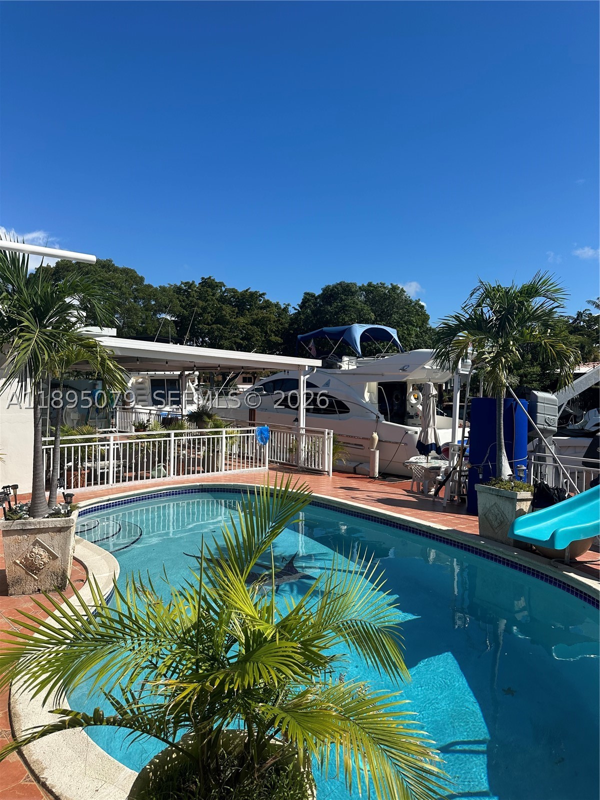 North Miami photo 4