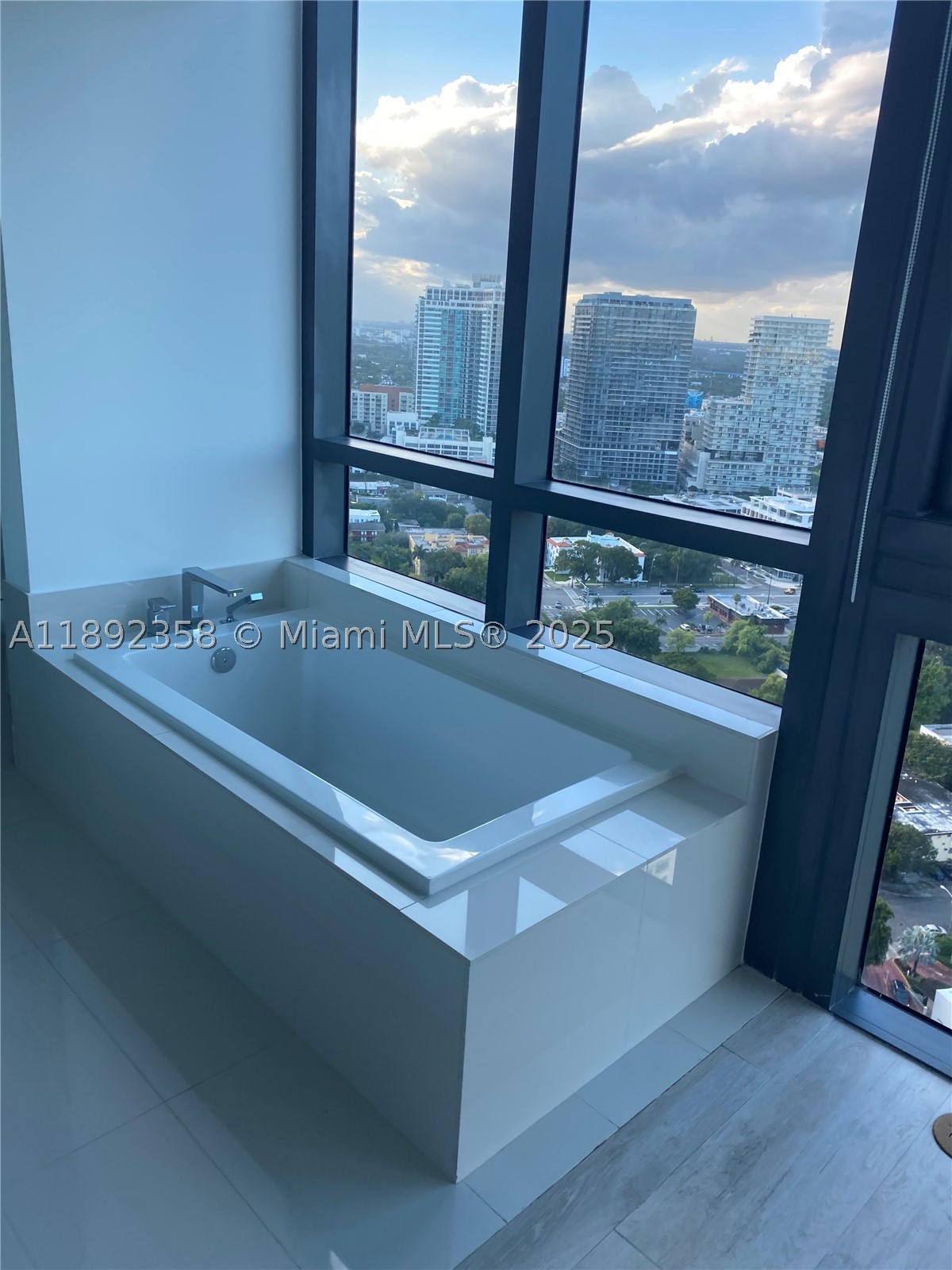 Miami photo 4