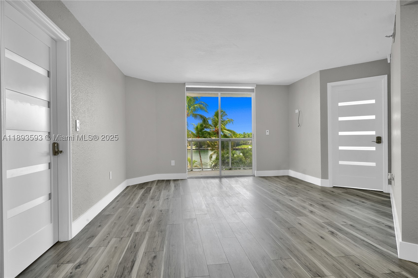 Miami Beach photo 4