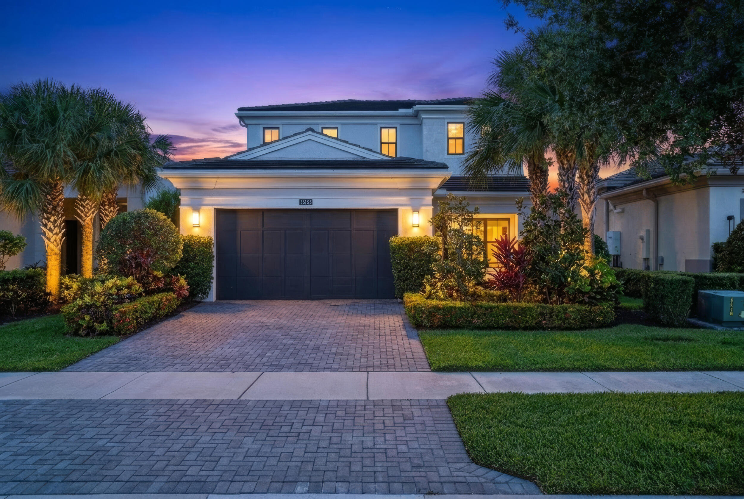 Palm Beach Gardens photo 1