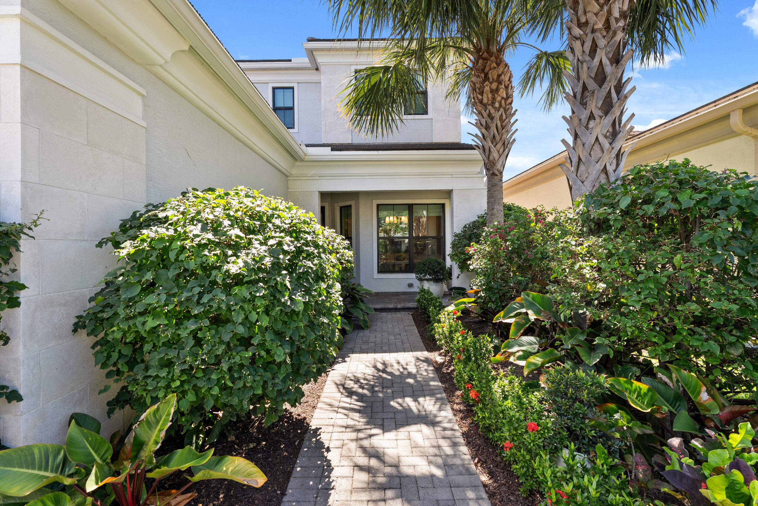 Palm Beach Gardens photo 2