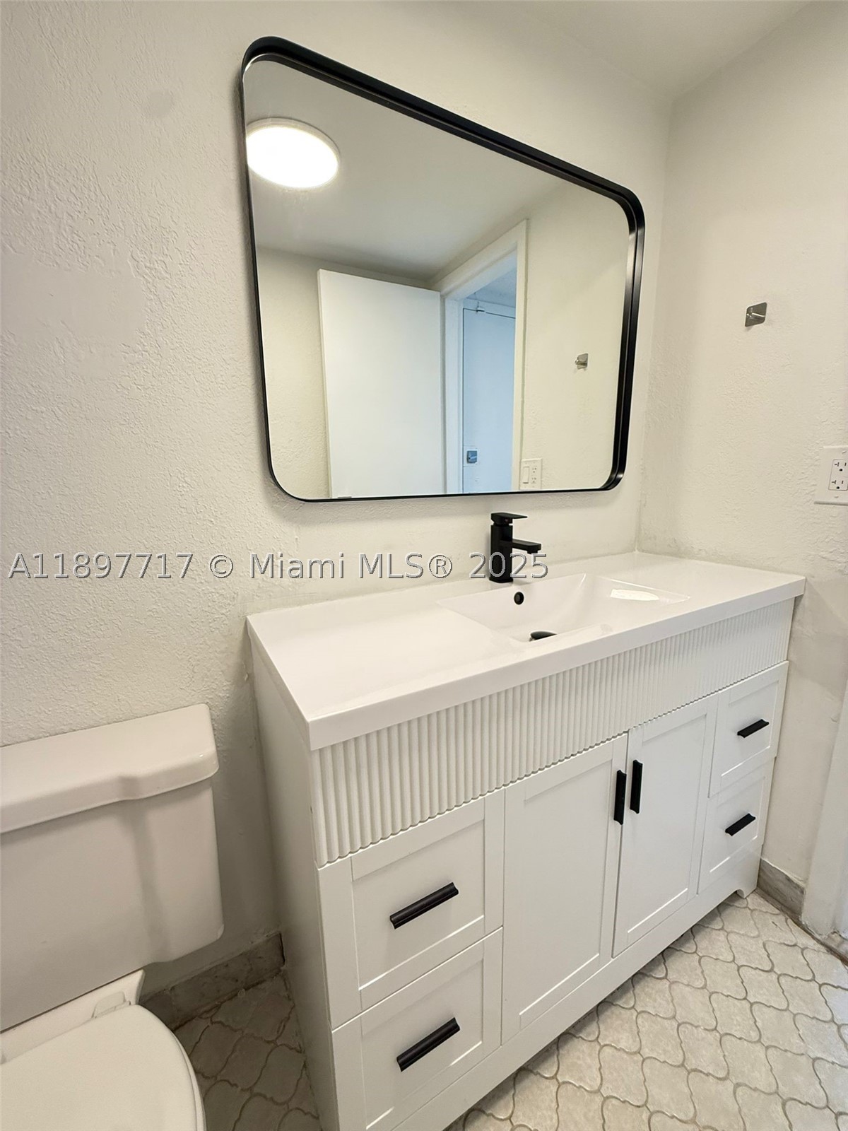 North Miami photo 3