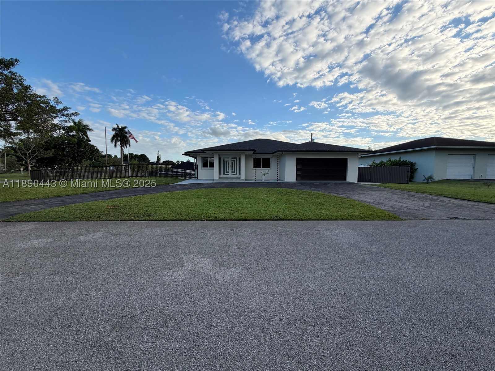 Homestead photo 1
