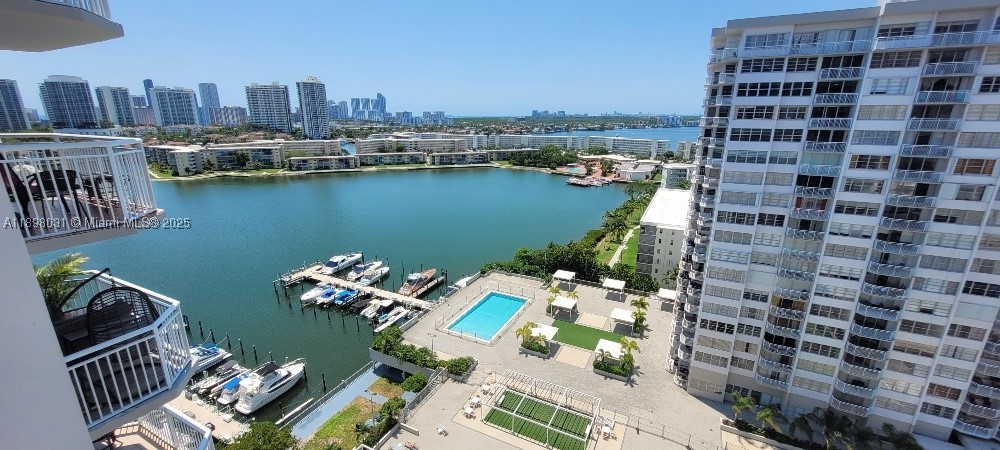 Aventura photo 2