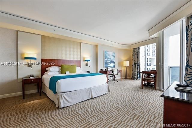 Sunny Isles Beach photo 4