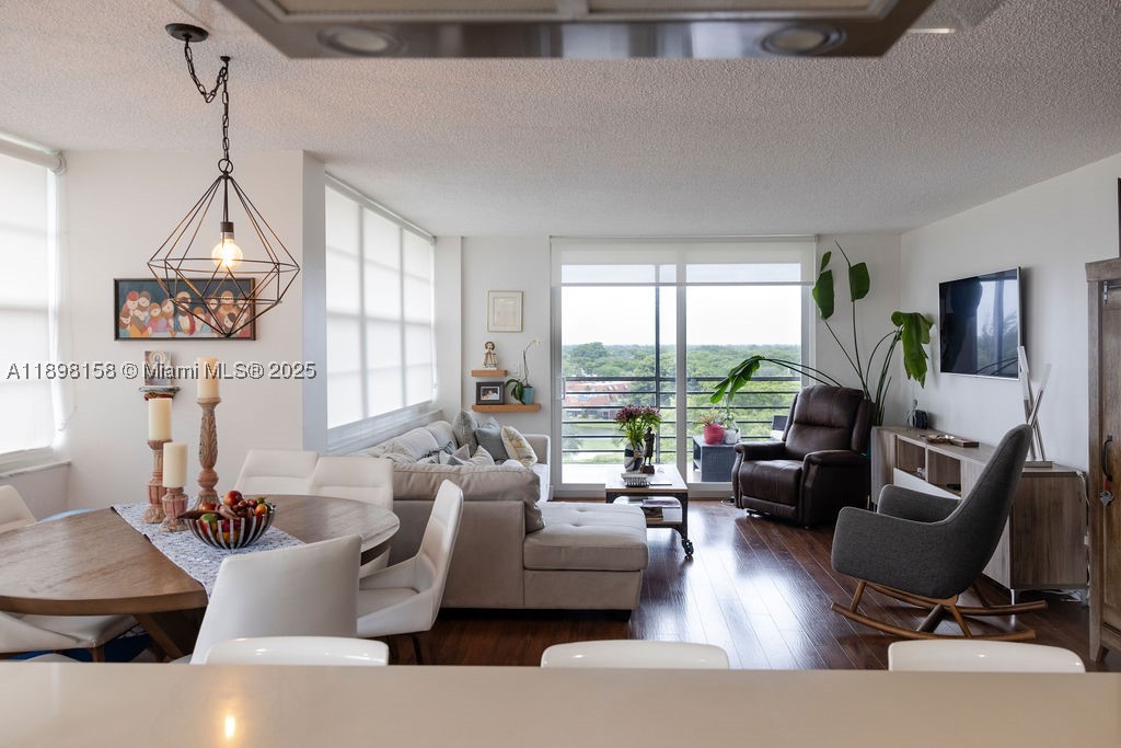 Pembroke Pines photo 2