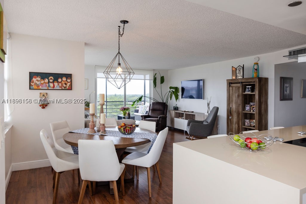 Pembroke Pines photo 3