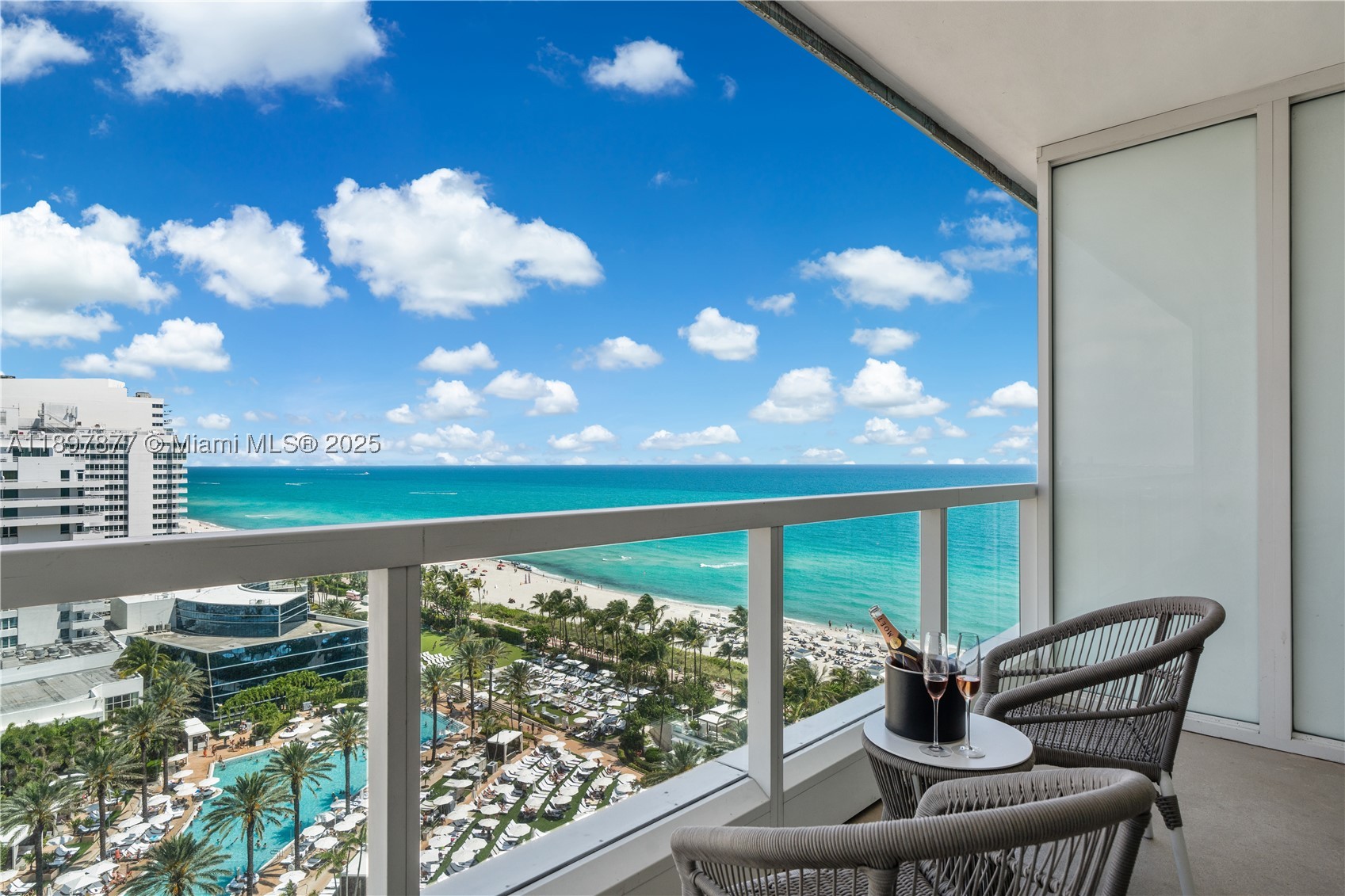Miami Beach photo 2