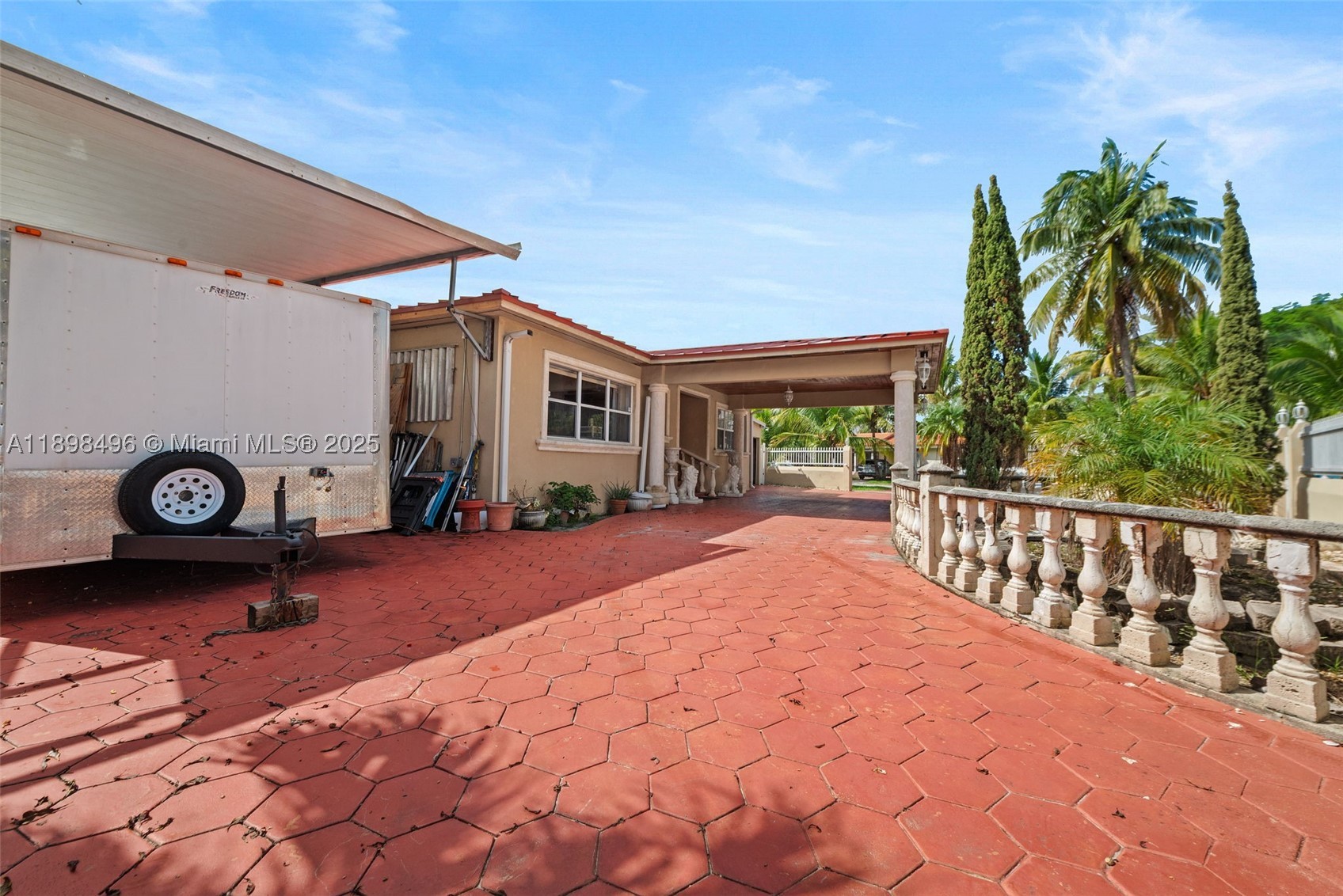 Hialeah photo 2